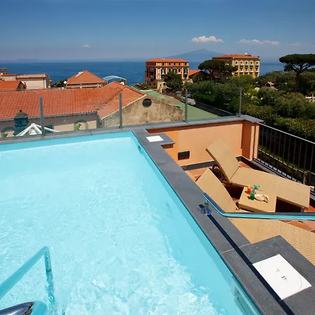 ホテル パラッツォ グアルダティ 4*