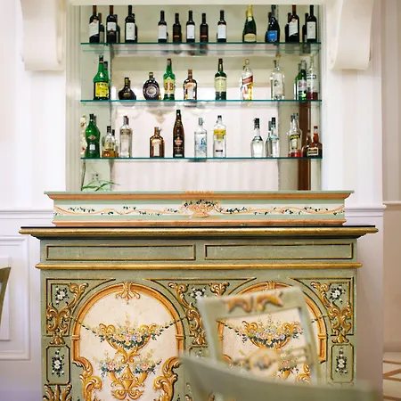 Palazzo Guardati Hotel