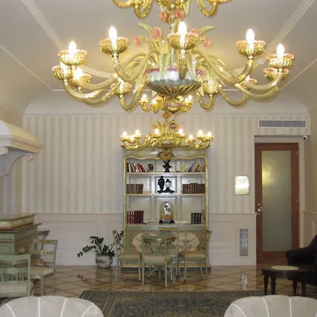 Hotel Palazzo Guardati 4*
