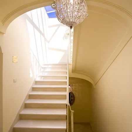 Palazzo Guardati 4*