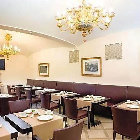 Palazzo Guardati 4*