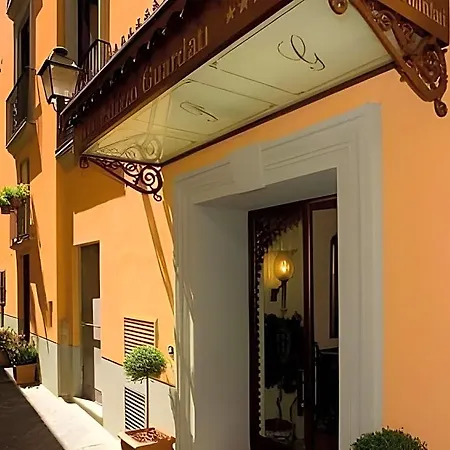 Palazzo Guardati 4*