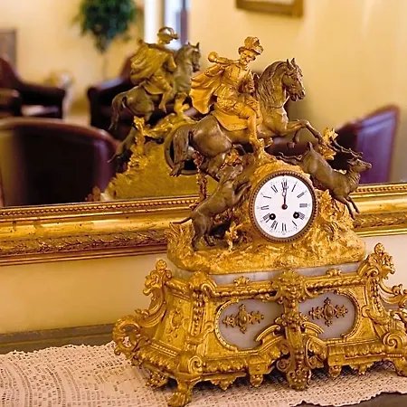Palazzo Guardati 4*