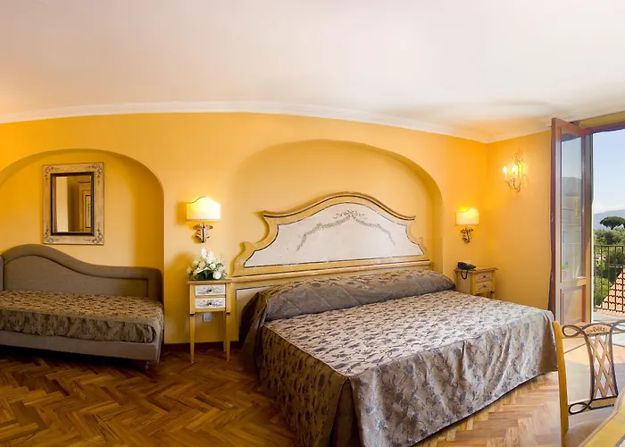 Palazzo Guardati Hotel