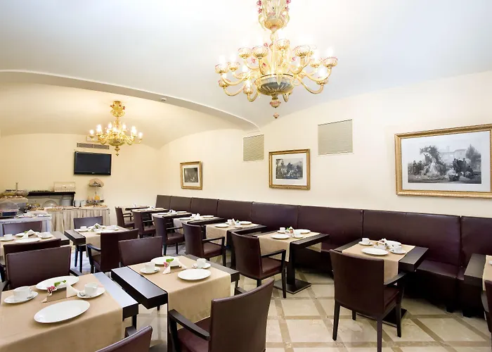 Palazzo Guardati Hotel 4*