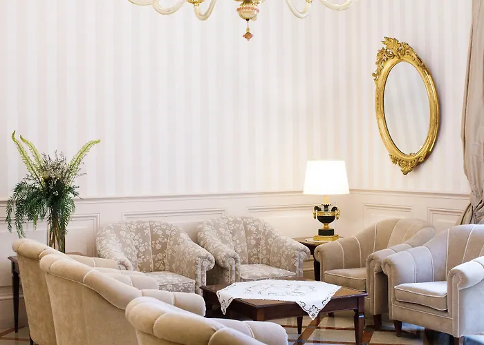 Palazzo Guardati Hotel