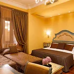Palazzo Guardati 4*
